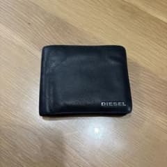 DIESEL ブラック 二つ折り財布のサムネイル
