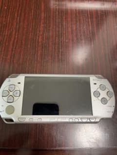 Sony PSP シルバー 本体2000 ジャンク品