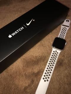 Apple Watch NIKE+ Series4のサムネイル