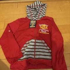 赤い長袖パーカー 120サイズのサムネイル