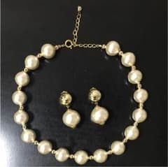 フェイクパールネックレス＆イヤリングのサムネイル