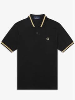 未使用に近い‼️フレッドペリーポロシャツ　M12 ブラック×ゴールド　XLサイズ Fred Perry M12 ポロシャツ ブラック ゴールド - メルカリ