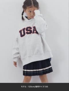 ローリーズファーム　USA ロゴフーディー 120-130cmのサムネイル
