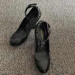 ゴシック調✩ストラップ付き パンプス ハイヒール 黒のサムネイル