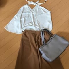 ブラウス2枚＆ガウチョパンツセット お値下げ‼️のサムネイル