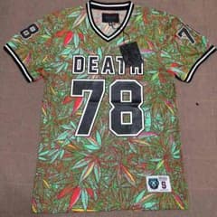 mishka ティシャツのサムネイル