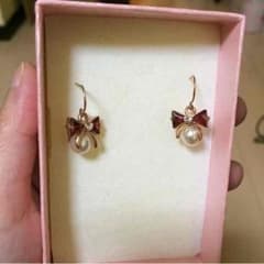 イヤリングのサムネイル