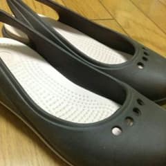 クロックス サンダルのサムネイル