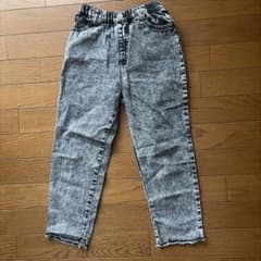 キッズ服　デニムパンツ　130cm グレーのサムネイル