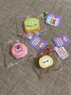 ディズニー ダイカットスクイーズ キーホルダー 3種のサムネイル