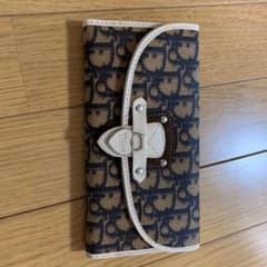 Christian Diorのサムネイル