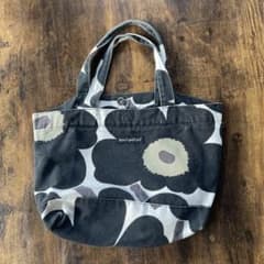 marimekko トートバッグ 花柄のサムネイル