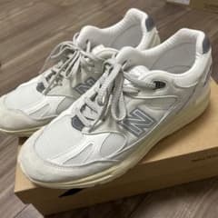 クロムくん様専用！最終値下げ！美品 ニューバランス 991v2 28cmのサムネイル