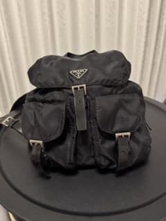 PRADA ブラック リュック・バックパックのサムネイル