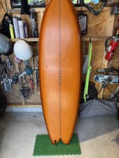 ALBUM Surf LIGHTBENDER 6.0 37ℓ キールフィン付 - メルカリ