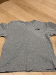 The North Face グレー Tシャツのサムネイル