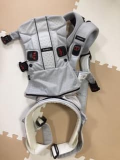 BABYBJORN ベビービョルン One+ ベビーキャリアのサムネイル