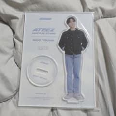 ATEEZ SEASONAL MD ウヨン アクスタ アクリルスタンド - メルカリ