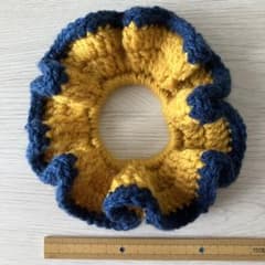 ハンドメイド ニットシュシュ ~カラーオーダー受付中~のサムネイル