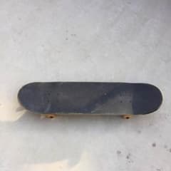 希望の金額があれば答えます‼︎ DGKスケートボード コンプリートのサムネイル