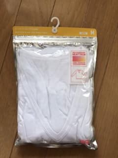 ユニクロ ヒートテックVネックT九分袖のサムネイル