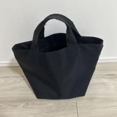 美品 エルベシャプリエ 1027N ノワール ナイロン 舟型トート M - メルカリ