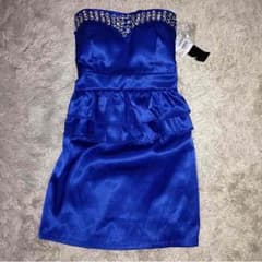 ロイヤルブルーショートドレスのサムネイル