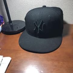 ニューエラキャップのサムネイル