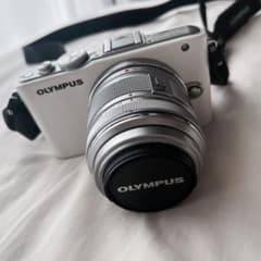 オリンパス OLYMPUS カメラのサムネイル