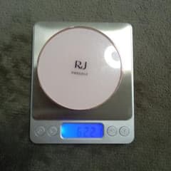RJ エクセレント 薬用エッセンスインクッションBB 02のサムネイル