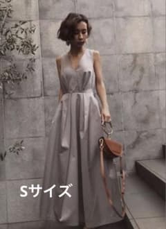 AMERI LADY TUCK FLARE DRESS グレー S - メルカリ