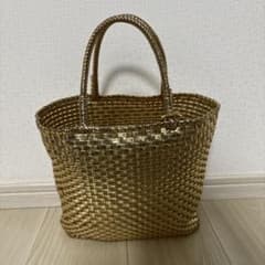 美品★ANTEPRIMA アンテプリマ★イントレッチオ★ゴールドのサムネイル