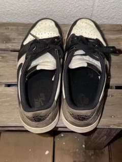NIKE AIR JORDAN 1 LOW モカのサムネイル