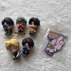 BTS フィギュア等まとめ売りのサムネイル