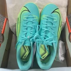 NIKE サッカー　トレーニングシューズ　23センチのサムネイル