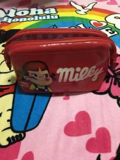 ＊＊ペコちゃん＊＊ポーチのサムネイル