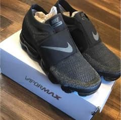 NIKEのサムネイル