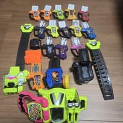 仮面ライダーエグゼイド　ゲーマドライバー、ガシャットセット　まとめ売りのサムネイル