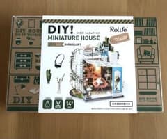 新品・未開封つくるんです DIY！ つくろう！ミニチュアハウス ルーフ