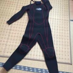 【makorin様専用】ダイビング用ウエットスーツのサムネイル