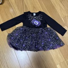 h&m クモデザインのチュチュワンピース　ハロウィンのサムネイル