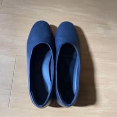 ユニクロパンプスのサムネイル