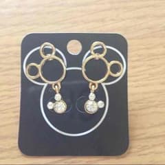 ディズニー  ミッキーのシルエットピアスのサムネイル