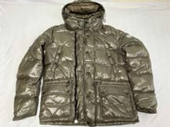 モンクレール(MONCLER)HOLLYWOOD(ハリウッド)リバーシブルダウンのサムネイル