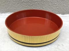 【未使用/昭和レトロ】合成漆器 丸盆 寿司桶 木目調 朱塗り 保管箱付きのサムネイル