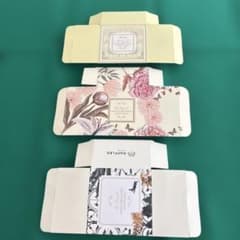 Raffles Singapore Mooncakes空箱3種セットのサムネイル