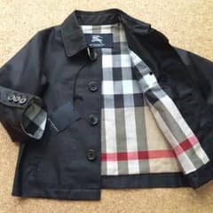 エレナ様専用 新品 BURBERRY ベビー・キッズコート 90cm バーバリーのサムネイル