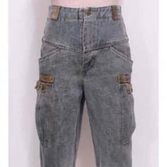 GUESS デニム×レザーショートパンツのサムネイル