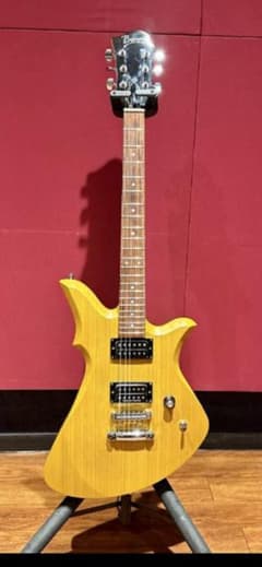 【連休限定値下げ】 Burny Fernandes hideモデル風 コリーナのサムネイル