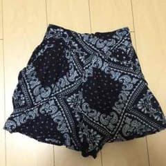 Mico様専用☆キュロット★ペイズリー柄のサムネイル
